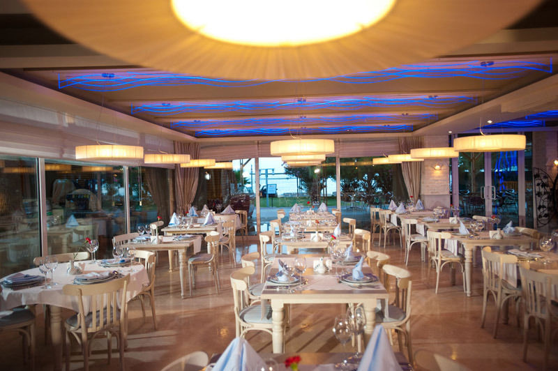 Thalia Beach Resort Hotel Ilica  Exteriör bild