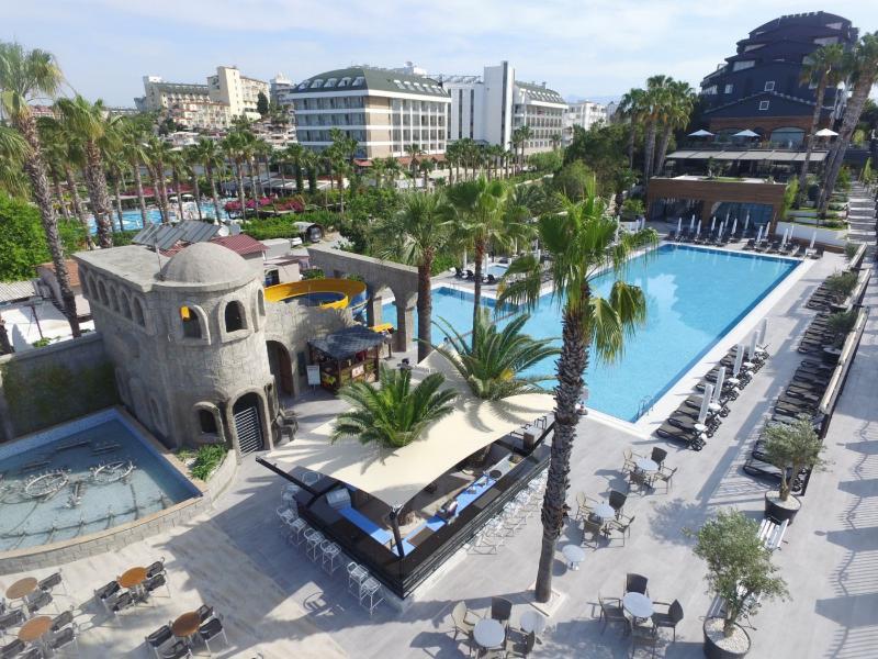 Thalia Beach Resort Hotel Ilica  Exteriör bild